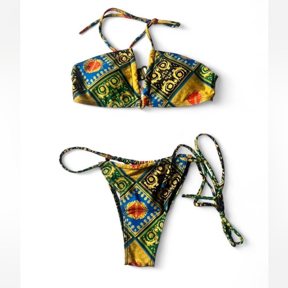 Versatile Multicolor Bikini Set - Picture 2 of 3